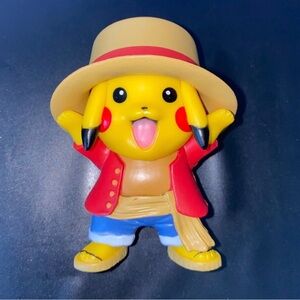 Takara Tomy One Piece Luffy x Pikachu Cosplay Decor Figurine Size 3” Brand New
